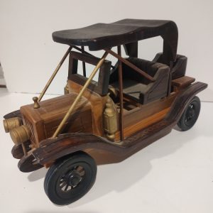 Hand Crafted Wooden Car With Top (Copy)