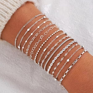 fashionable heart-shaped and round bead stackable bracelets