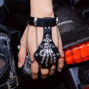 Stylish Punk Studded Skull Bracelet 4